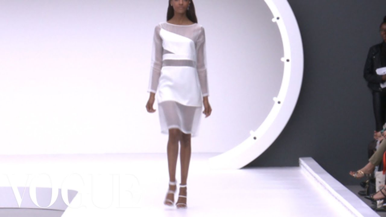 Topshop Unique Ready to Wear Spring 2013 Vogue Fashion Week Runway Show