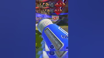 Insane 1v3 Clutch 🤯 - Apex Legends