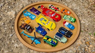 Aha Membersihkan Mainan Mobil Disney Pixar Cars, Lightning Mcqueen, Ramone, Luigi, Chick Hicks