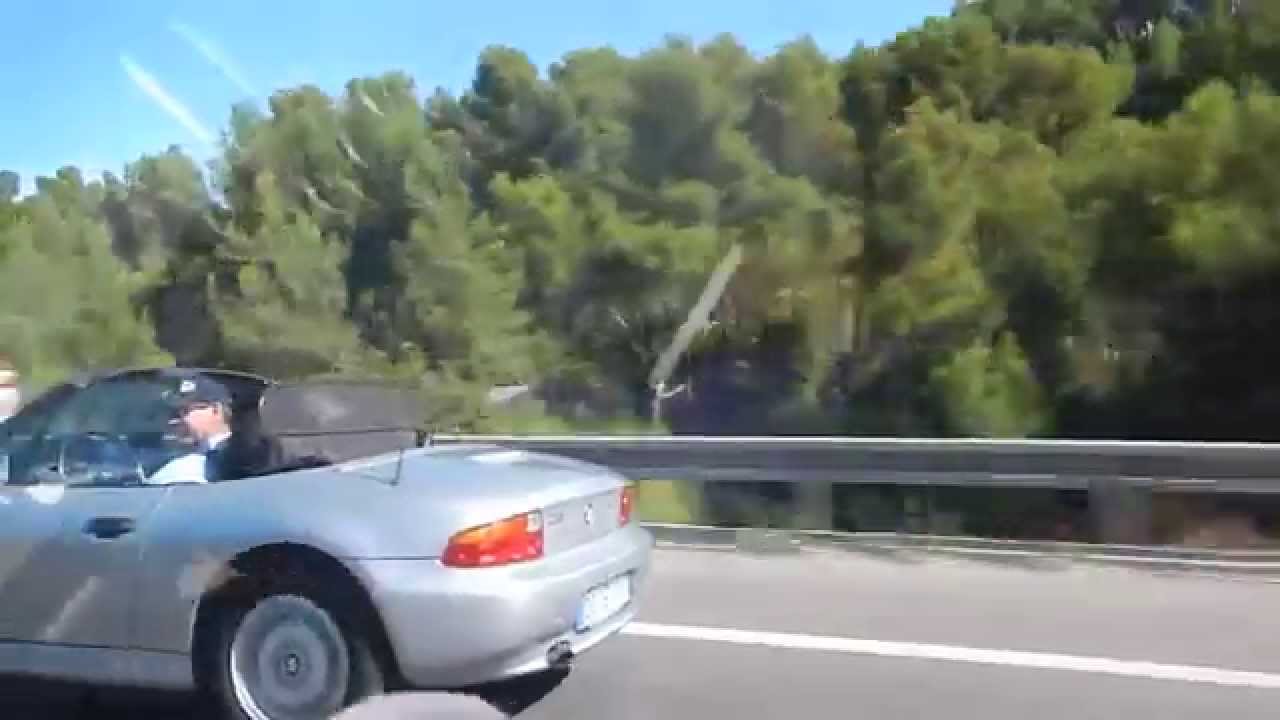 Bmw Z3  vs  Micra CC 110__