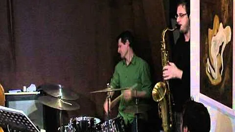 PAUL MOTIAN EMLKKONCERT---Me...