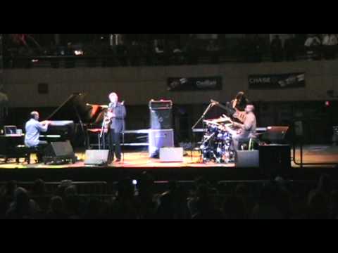 Yellowjackets - Out of Town (Live at Detroit Jazz ...