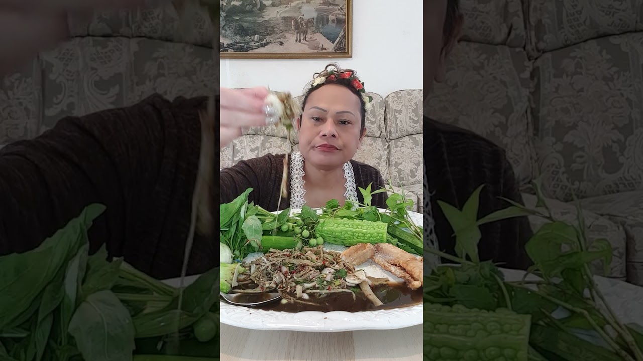 ซุ๊ปหน่อไม้ กินกับผักไทย แซ่บหลายจ้า 06/10/23