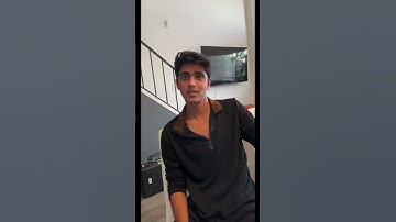 Looks like I’m the third wheel 🥺 @SharayuMahale & @MeghnaChakraborty