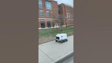 Delivery Robots on US College Campuses 🤖 #deliveryrobot #campus #hightech