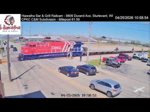 Live webcam view of Hiawatha Bar & Grill Railcam, Sturtevant