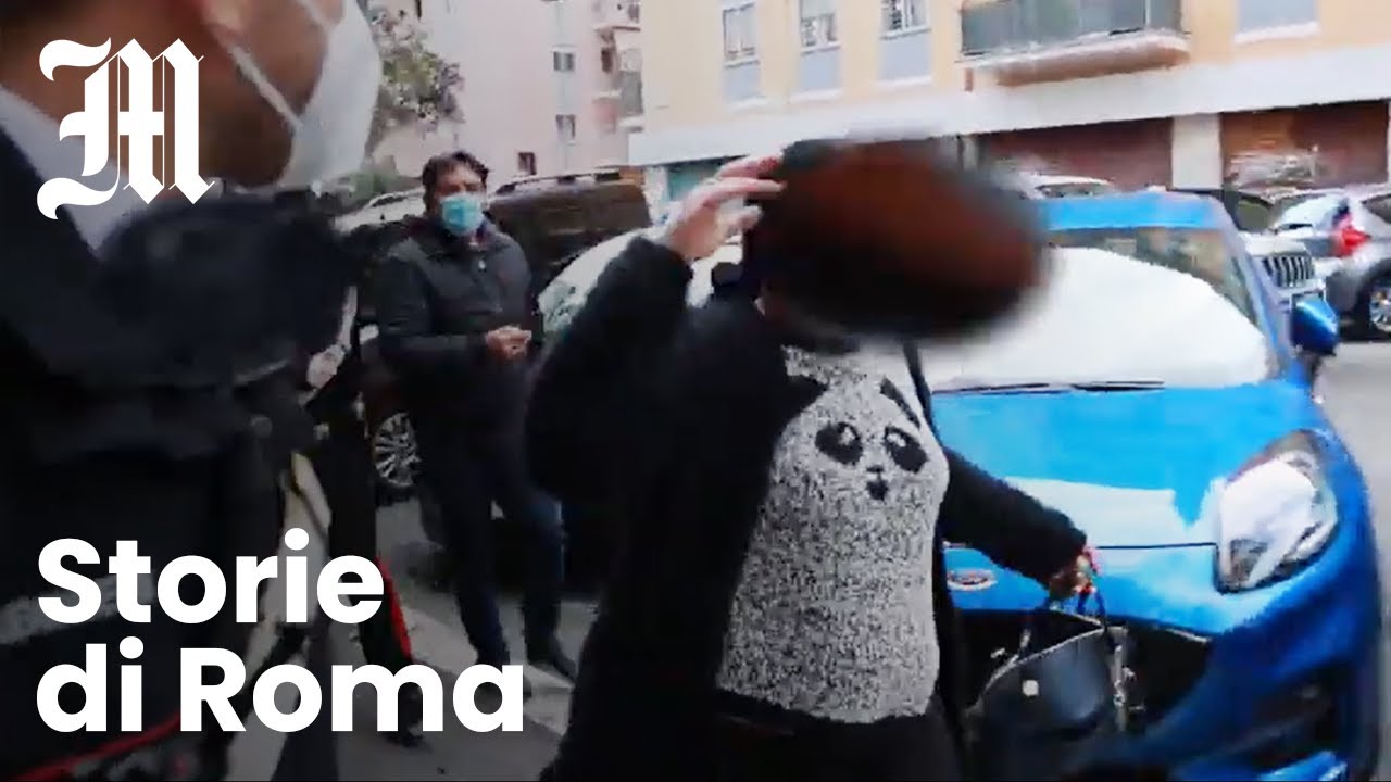 Roma, liberata la casa dell'anziano occupata: lo sgombero