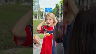بنت بتعشق هالاند بجنون وبتقلد حركاته😭