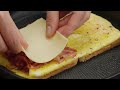 Sandwich djeuner croustillant  toast aux ufs  une pole le plus dlicieux