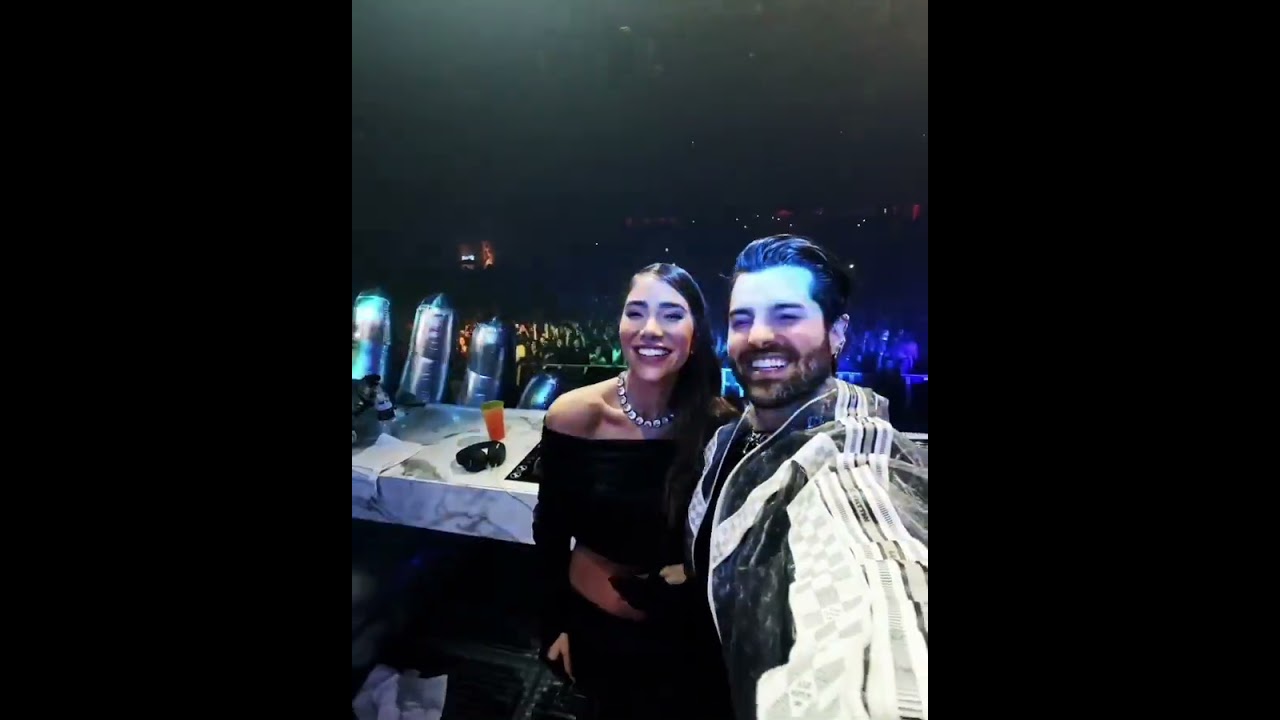 Alok kiss his wife in live concert ❤️🥰 