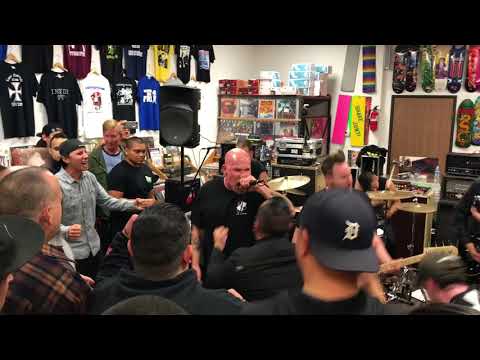 Strife - Waiting - Live at Programme Skate & Sound In Fullerton, CA on December 7, 2017