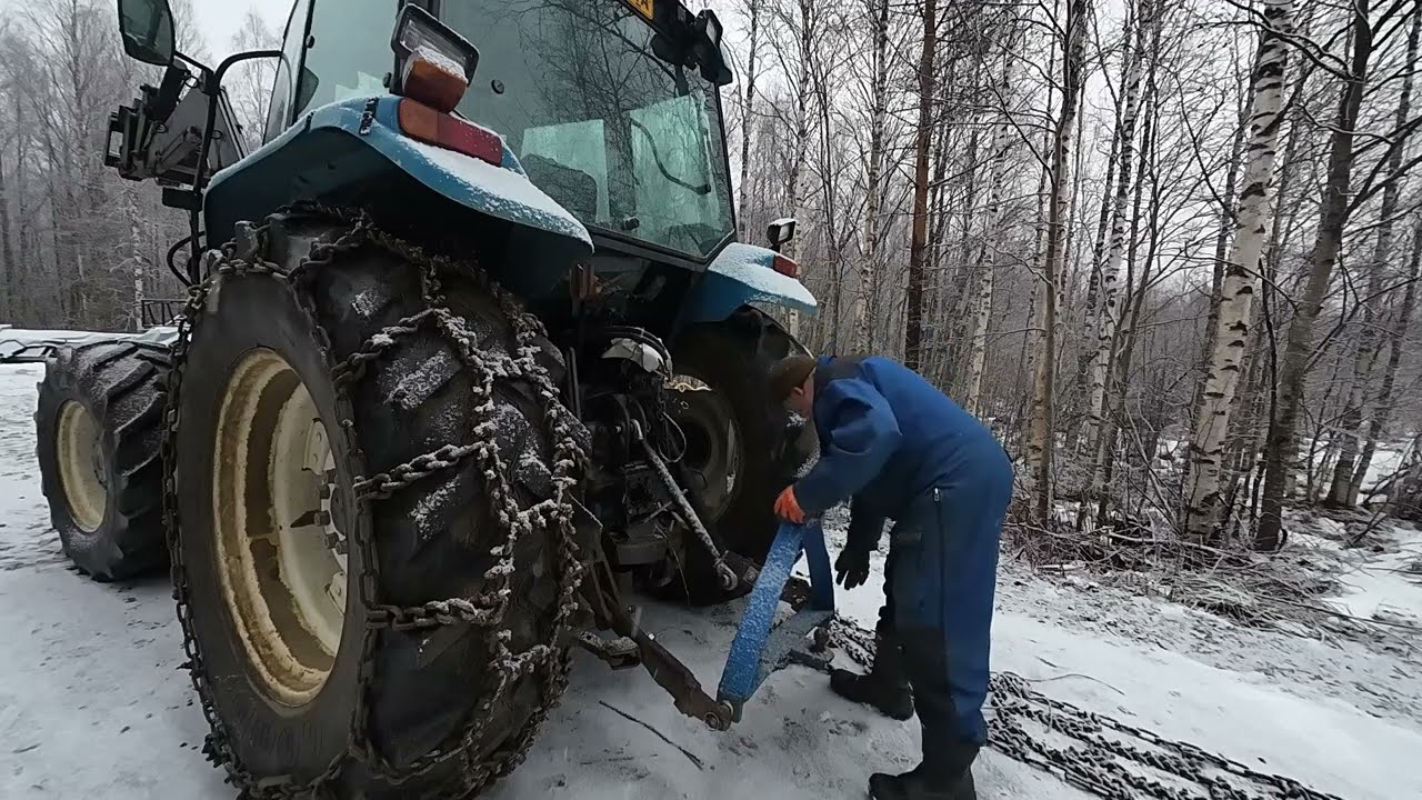 Mettäkärry perään mutta ensin ketjut Nyykkäriin.