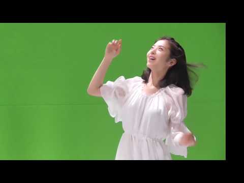 浜辺美波・メニコン「フォーシーズン」CM・メイキング「四季を感じる」篇