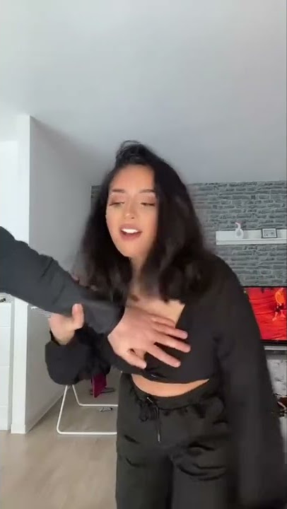 چه وقت غیرتی شدنه🤣🔞#short #dance #chalenge #tiktok #sexy #چالش#سکسی#داف#داف سکسی#کون#پسون#سینه#85