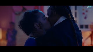 Coral peña and Kara Young hot lesbian kiss Profile