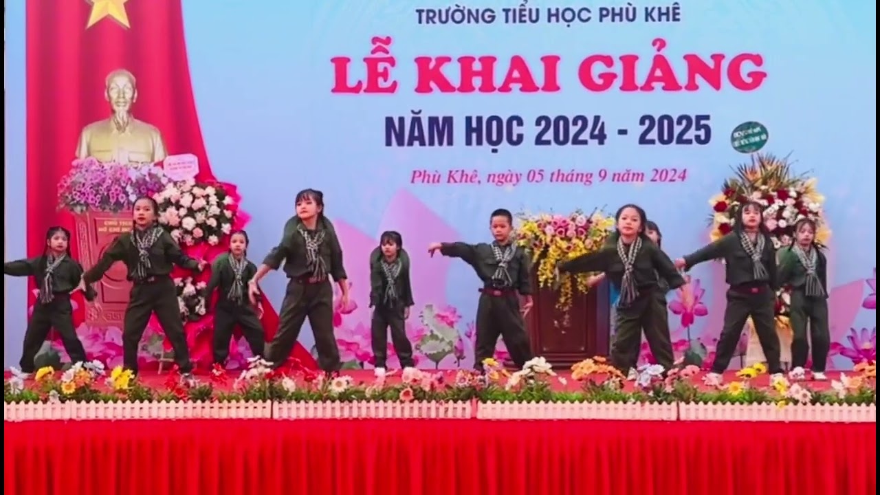 Rừng xanh vang tiếng Ta Lư & Một vòng Việt Nam/Đội văn nghệ Tiểu học Phù Khê ( zumba kids Tiến Bào )