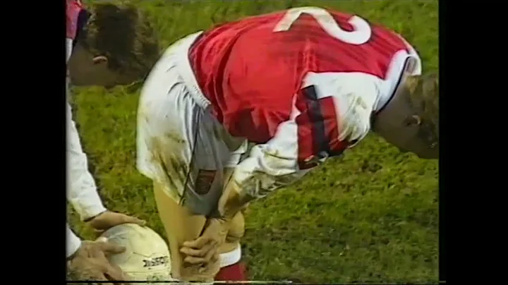Ouch! Yeovil legend Mickey Spencer clatters Lee Di...