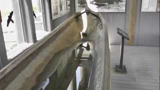 Yurok Redwood Canoe, Thomas Kuchel Visitor Center, Redwood NP, California, USA