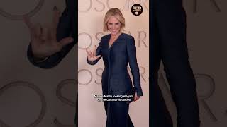 Award-winning actress Marlee Matlin looks elegant on the Oscars red carpet!