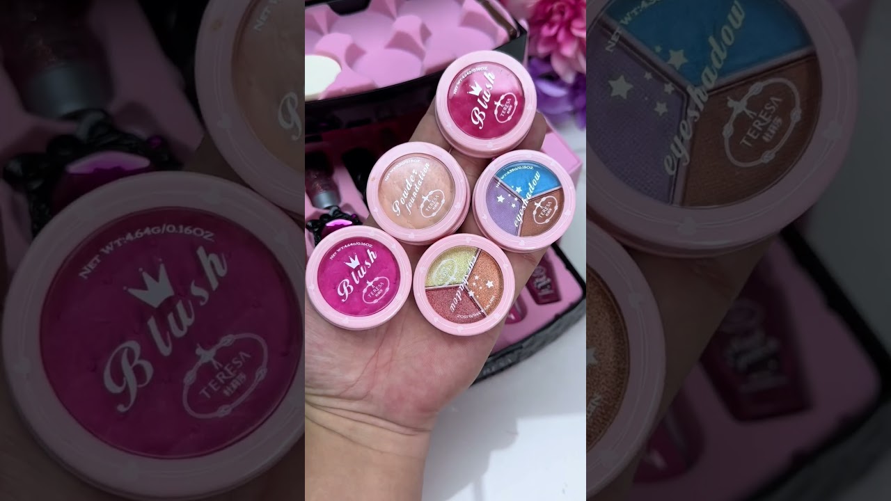 A beauty treasure box for my daughter during the summer vacation.