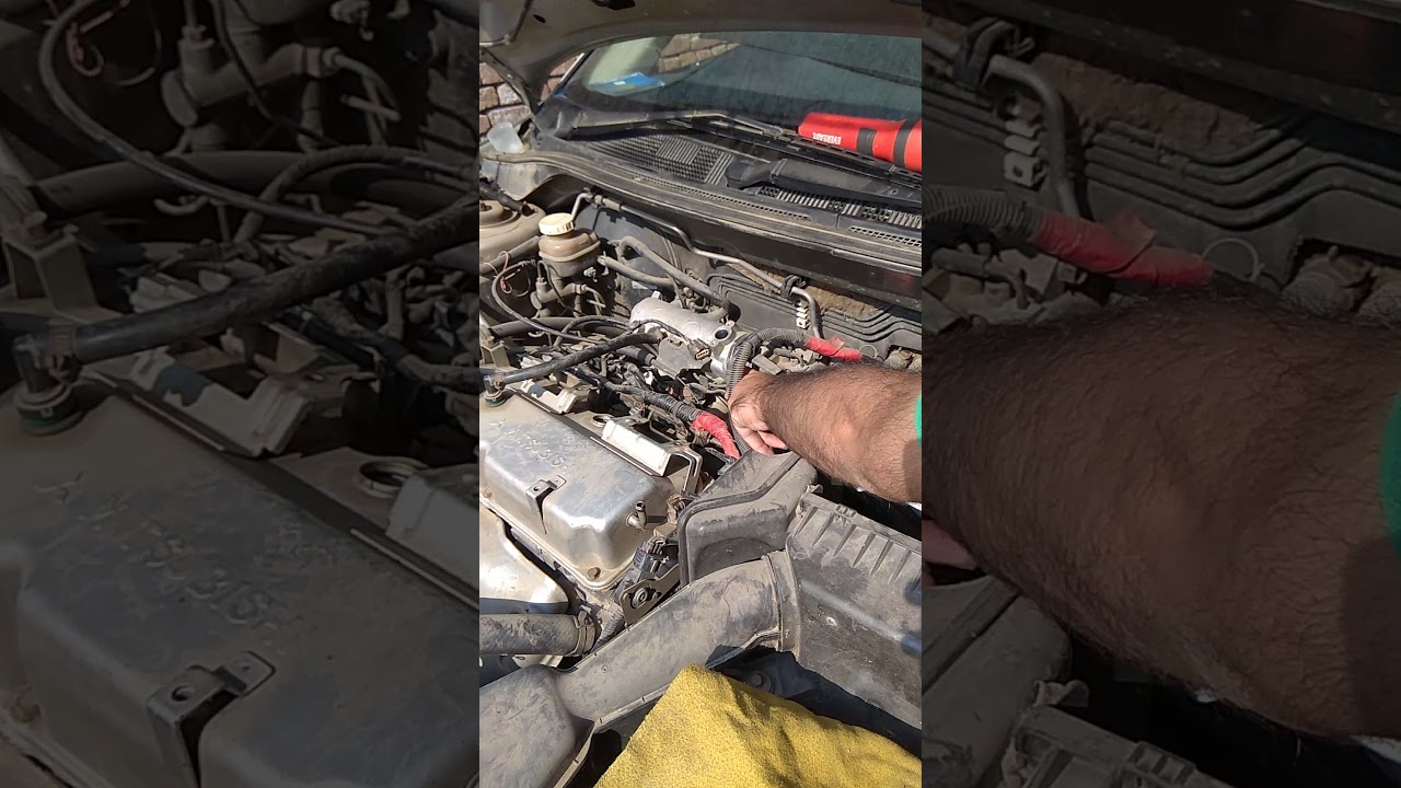 Mitsubishi Lancer 2005 (Part 1/4) cleaning throttle body & sensor