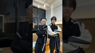 포애기 만나면 더 낼 수 있지 세금도 💸💚 #OMEGA_X #오메가엑스 #JAEHAN #YECHAN #iykyk #if_you_know_you_know #shorts