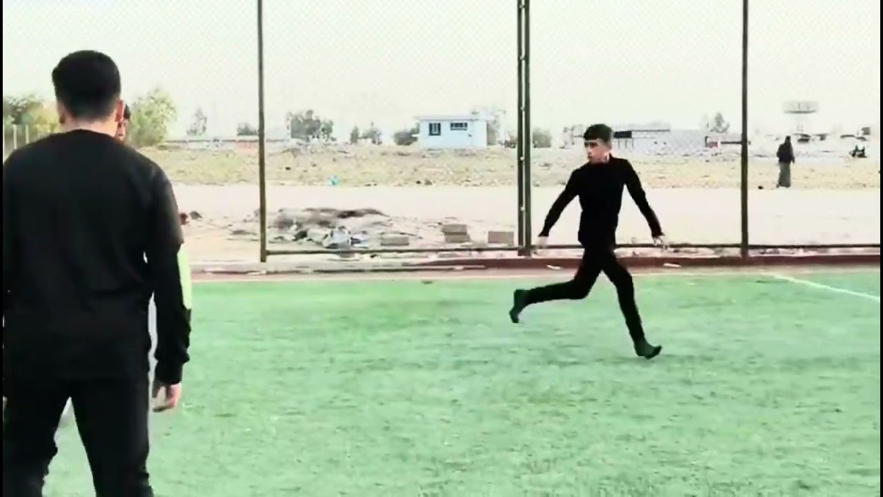 أقام فوج الإمام الصادق ع نشاطًا ترفيهيًا لفئة الكشافة، حيث خاضوا مباراة  كرة قدم ودية #free #اكسبلور