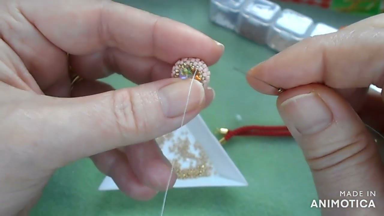 Bracciale Bandana fai da te con ciondolo ape