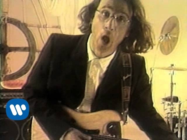 Maná - Perdido En Un Barco (Video Oficial) Maná - Perdido En Un Barco (Video Oficial)
