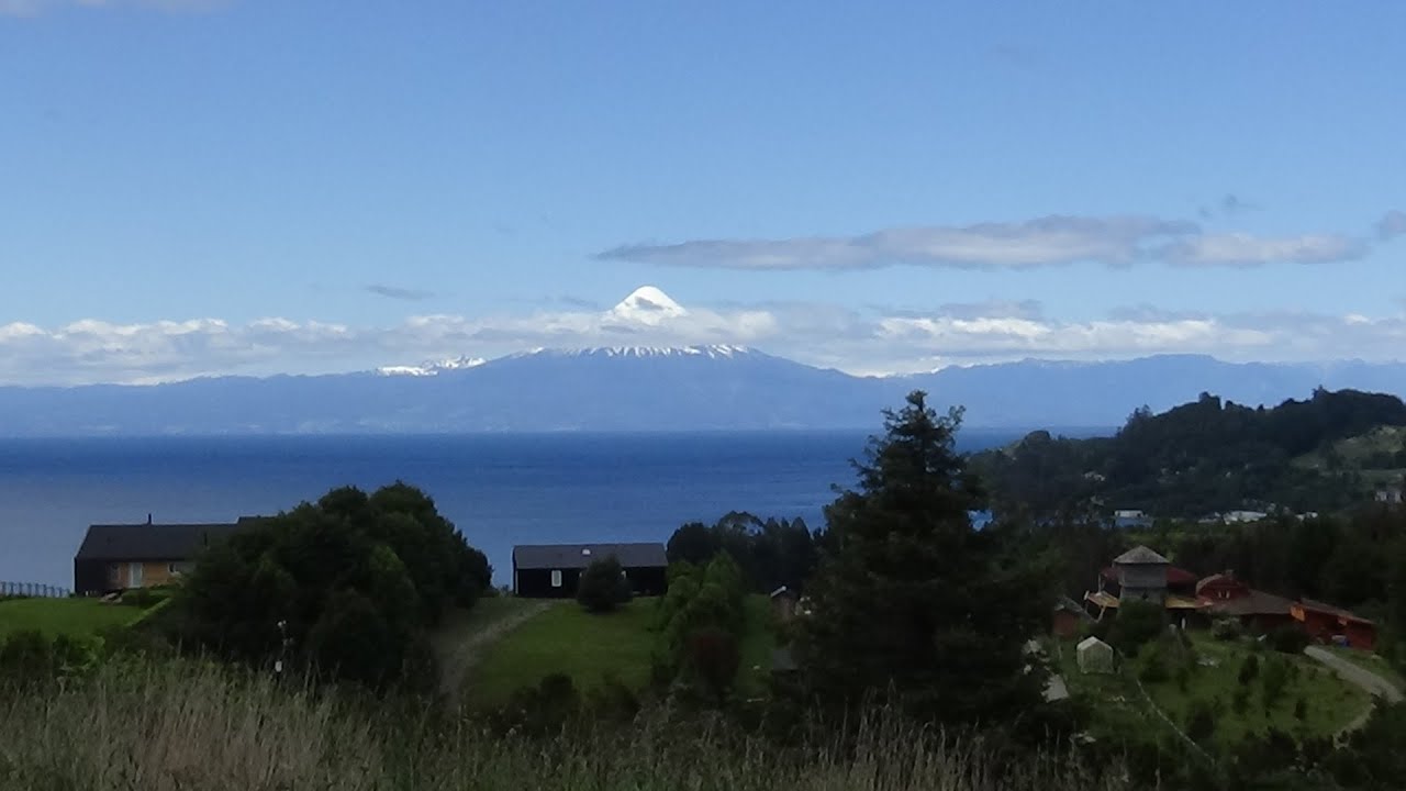 Patagonia House on a Hill in Chile With A View