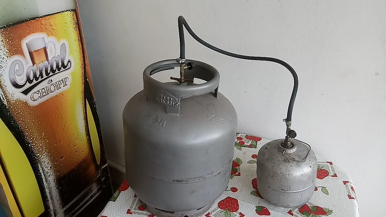 Como transferir o gás de um botijão p13 para um p2 YouTube Como transferir o gás de um botijão p13 para um p2 YouTube