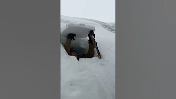 2 DAYS In The Snow Cave Giant Winter Bushcraft Shelter ASMR 