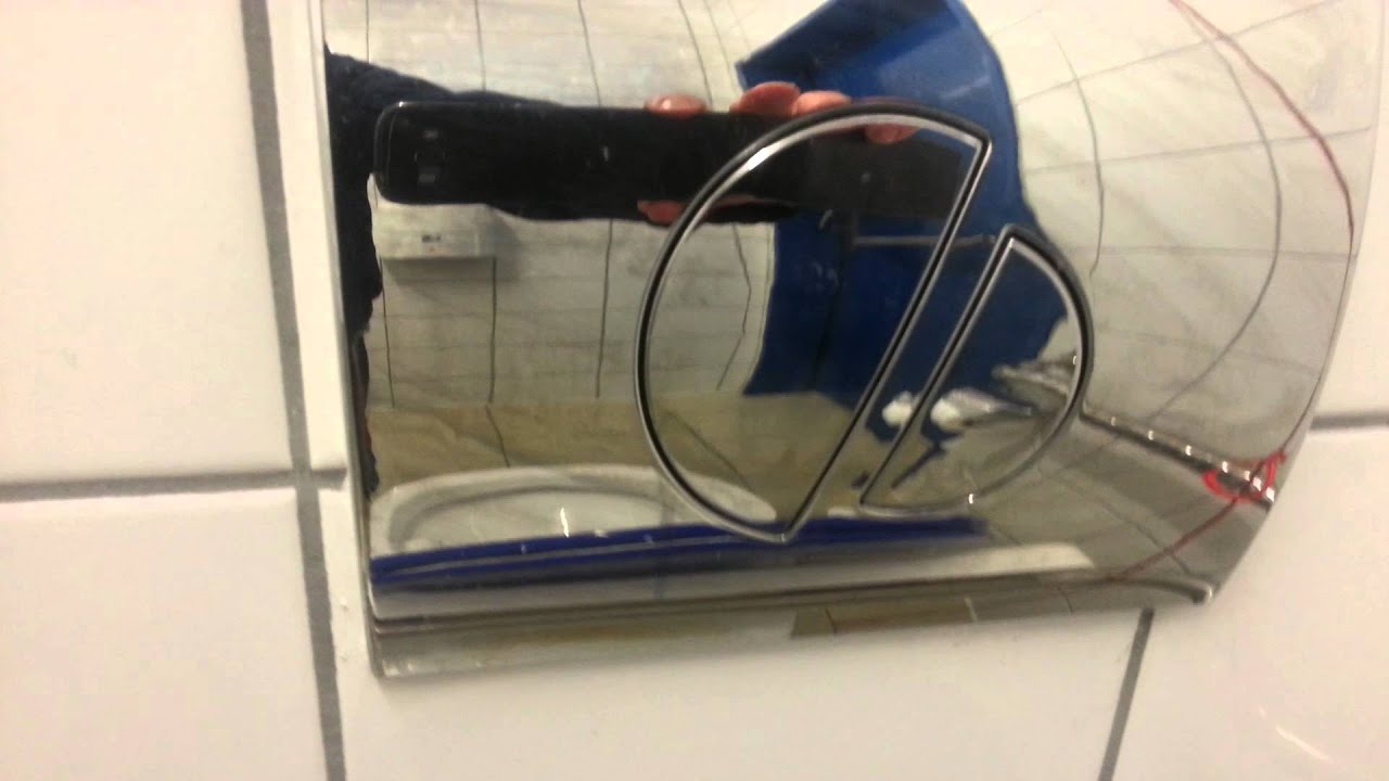 Toilet in Lidl.mp4 YouTube