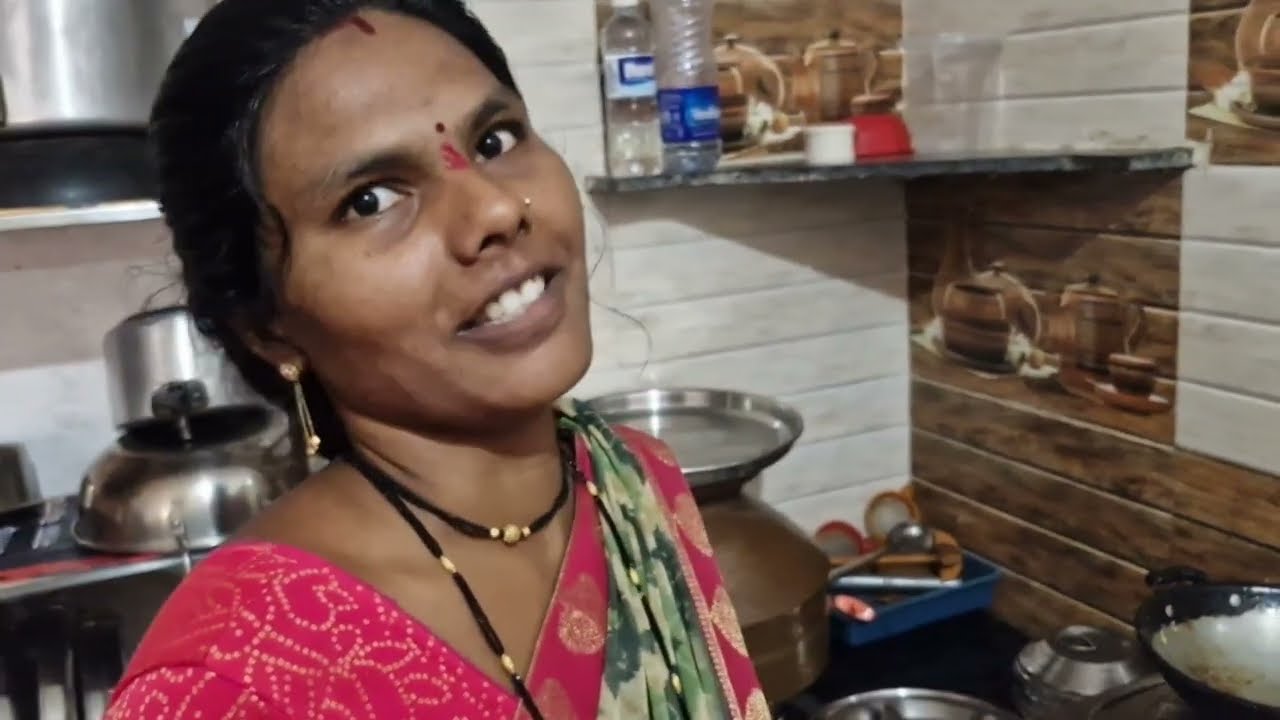 आज सगळेच पाचला उठलो 🙏😊  पहा आज काय केलं फराळाला| 24 सप्टें. चा मॉर्निंग ब्लॉग |