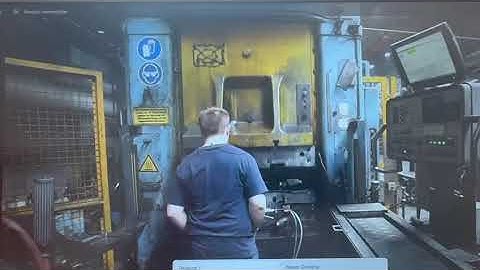 800 tons Weingarten PSS225 Press Friction Screw MA3088