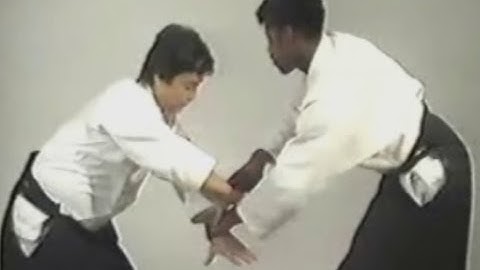 Aikido - 31 - Ushiro Tekubitori Kotegaeshi