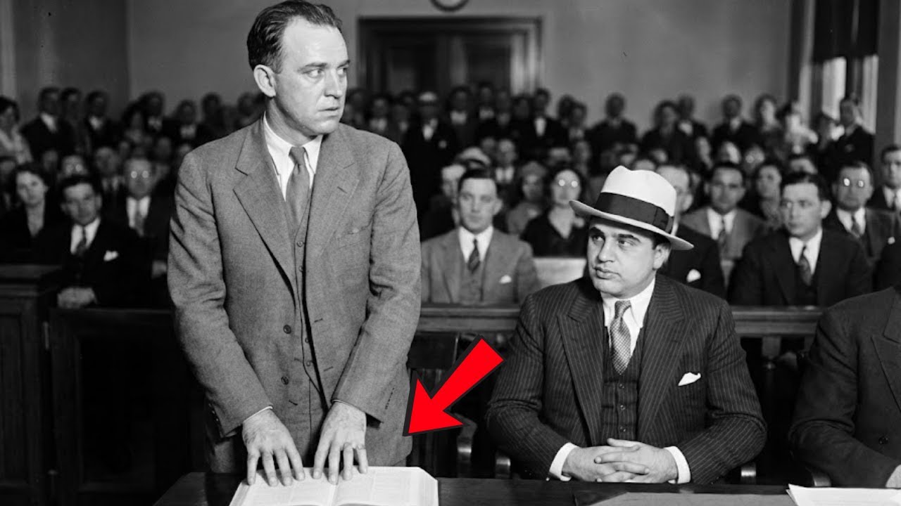 Al Capone's Accountant BETRAYED Him to the FBI  — The Ledger That Destroyed America's Mob King
