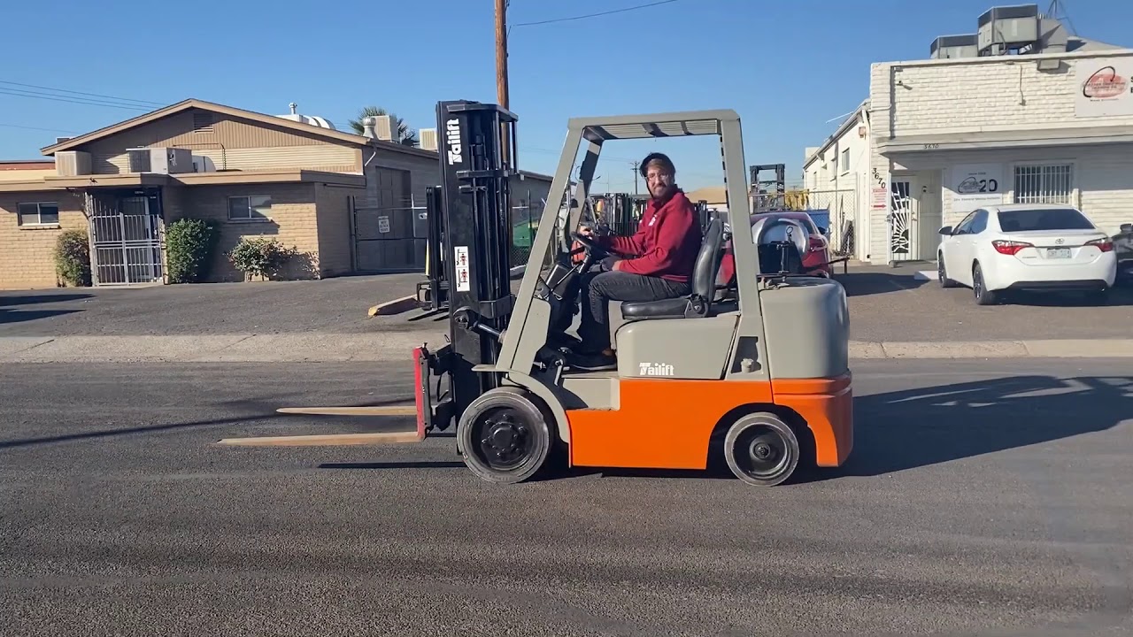 2002 Tailift FG25C Propane Lift Truck