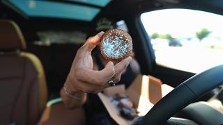 Тестирую НОВЫЕ лава-кейки S'mores из Domino's...