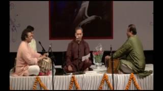 Marathi Bhaktigeet - raag Mishra Bhairavi - Pt. Anand Bhate (poetry & music : Dr. Prabha Atre)