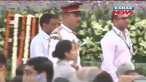 Delhi CM Arvind Kejriwal Reaches At Rashtrapati Bhavan To Take Part PM Modi's Oath Ceremony