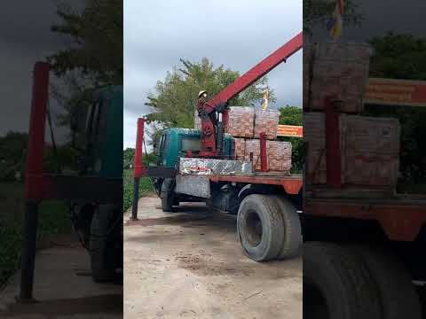 Video Xi Măng PCB40 cập bến Kim Thành Phát... - youtube