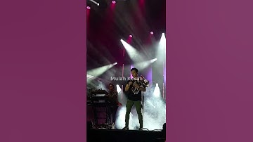 Momen Ariel Noah Dikasih Bunga Oleh Cewek Pontianak | Konser Noah di Pontianak Kalbar