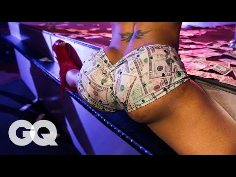 Videó: A Girl's Guide to Strip Klubok és Női Strippers