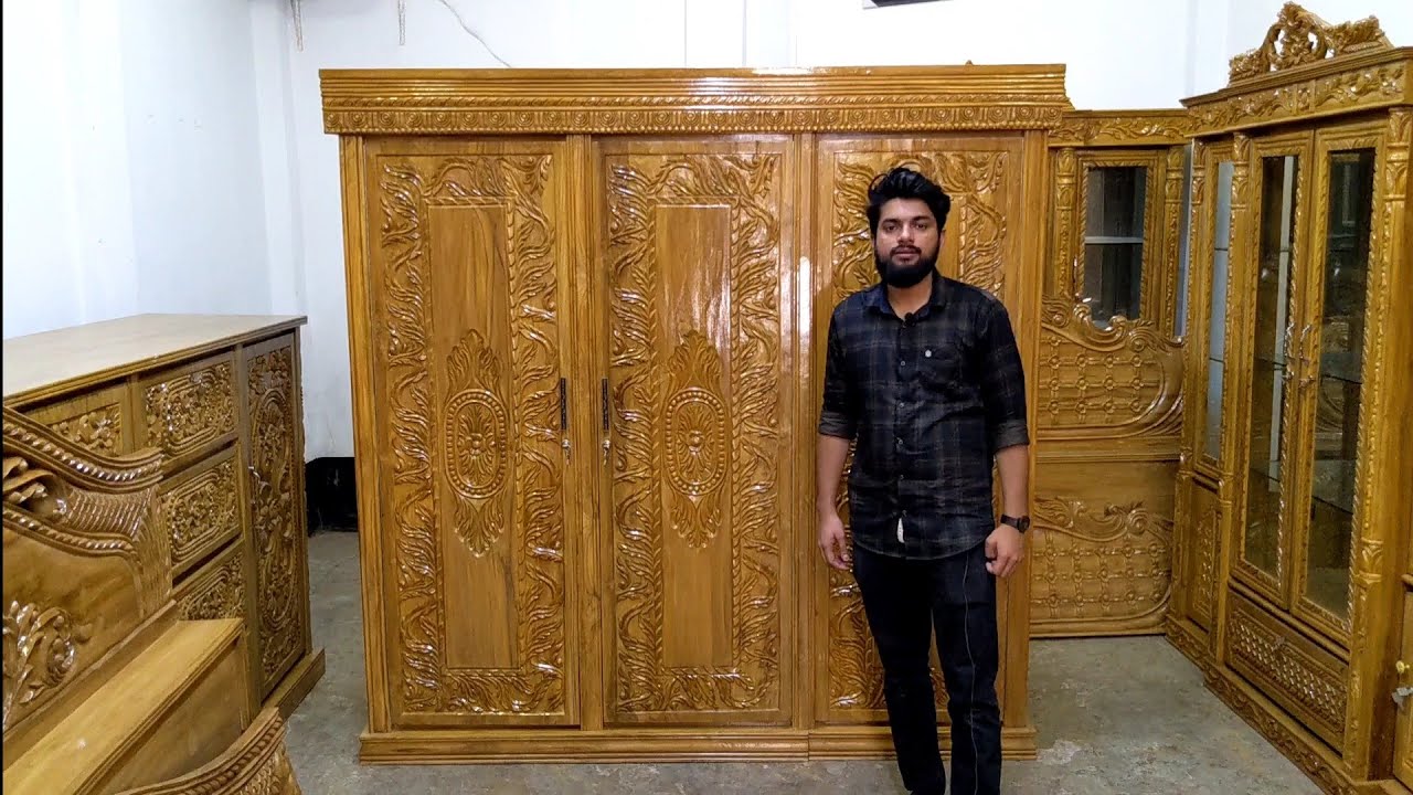 আকর্ষণীয় তিন দরজার সেগুন কাঠের আলমারি।। New Design furniture in