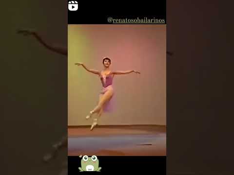 Ekaterina Maximova and the frog 💗 Perfect tempo