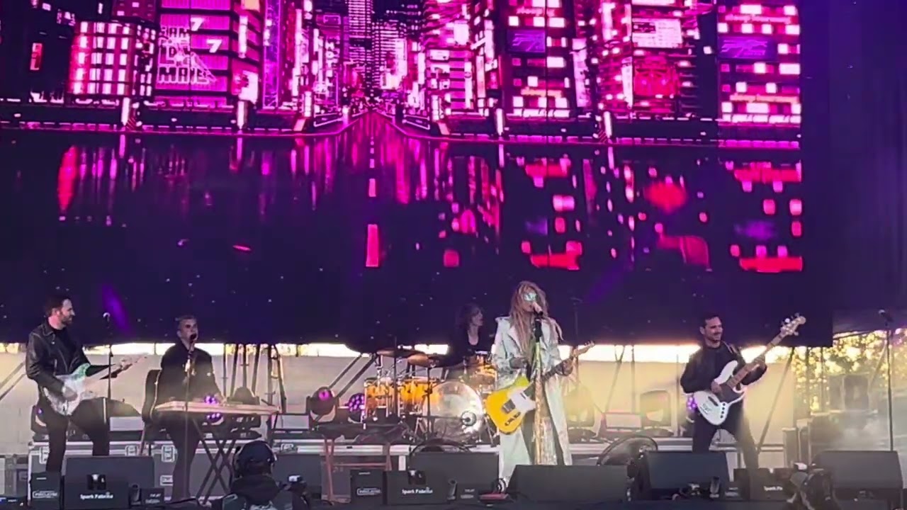 Paulina Rubio - Causa y Efecto - en directo - Solazo Fest 2025 - Almería -