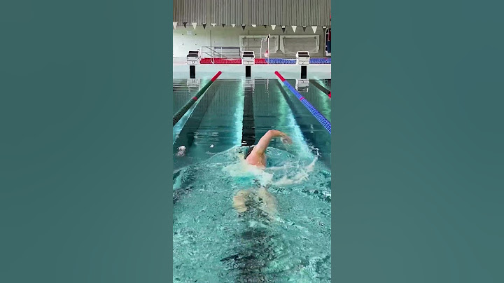 The Invisible Kick: How Glide Swimmers Save Energy and Hold Form #swimming