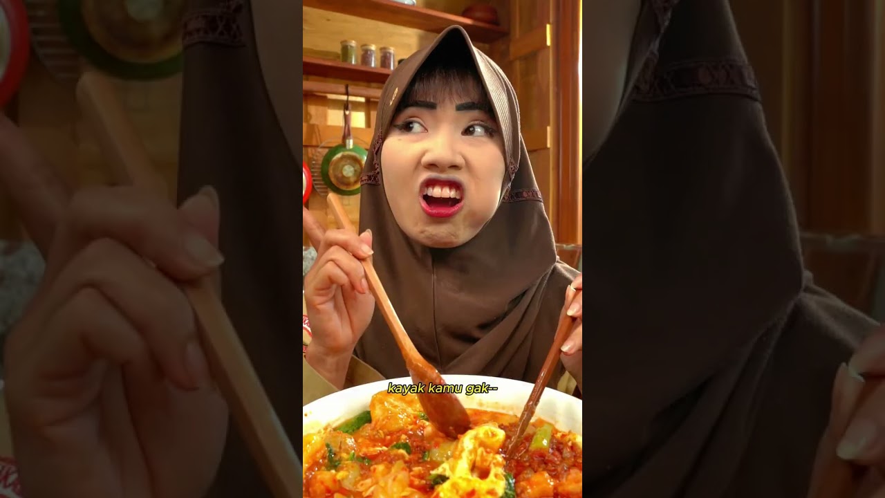 TEMENIN ICHA NYEBLAK!