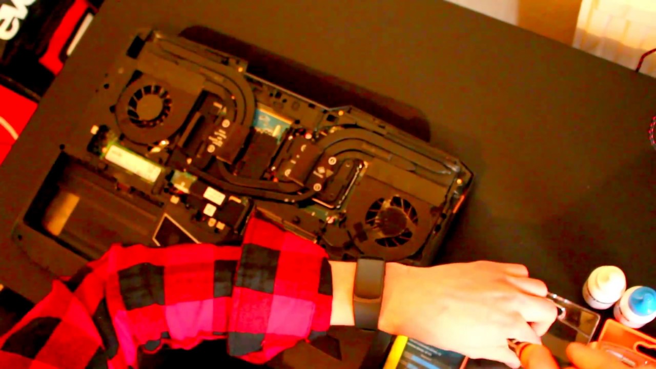 Clevo P775DM3-g Serwis, rozbiórka, czyszczenie